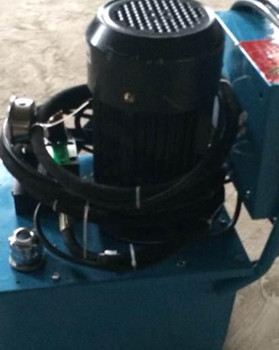 鉚接機脫模困難怎么辦？鉚接點容易撕裂怎么辦？